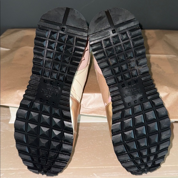 VALENTINO GARAVANI ROCKRUNNER LEATHER CAMO SNEAKERS/PINK & ROSE GOLD Size 37.5 - Picture 6 of 10